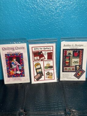 3 Quilt Gift Patterns: Quilting Queen, Gifts for Quilters, and Coffee #525